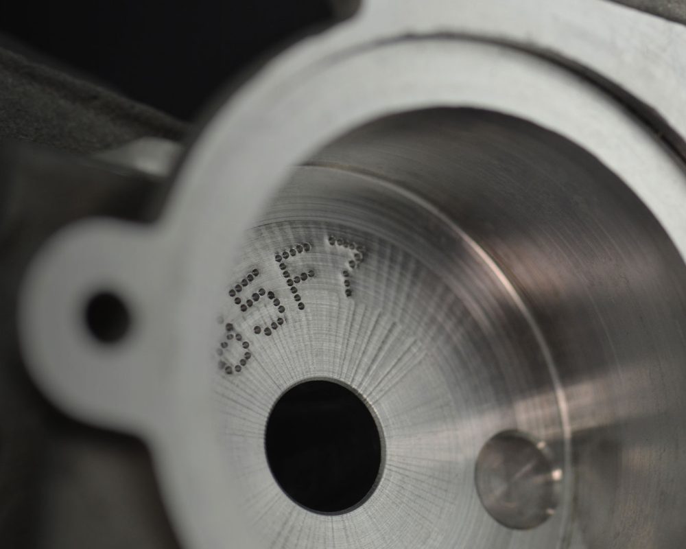 fischer-marcado-acero.img