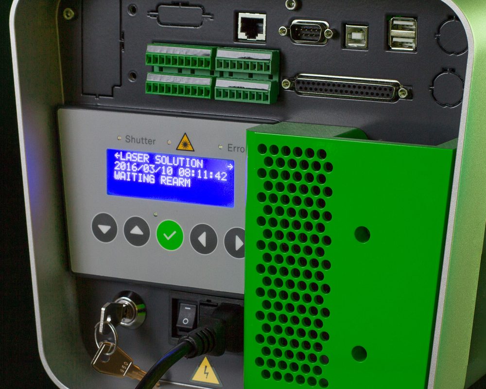 laser-integracion-hibrido-panel-control.img