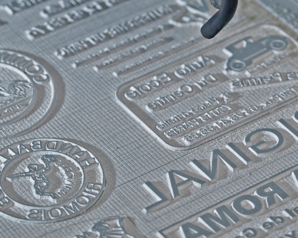 maquina-laser-ls900-fibra-grabado-caucho.img