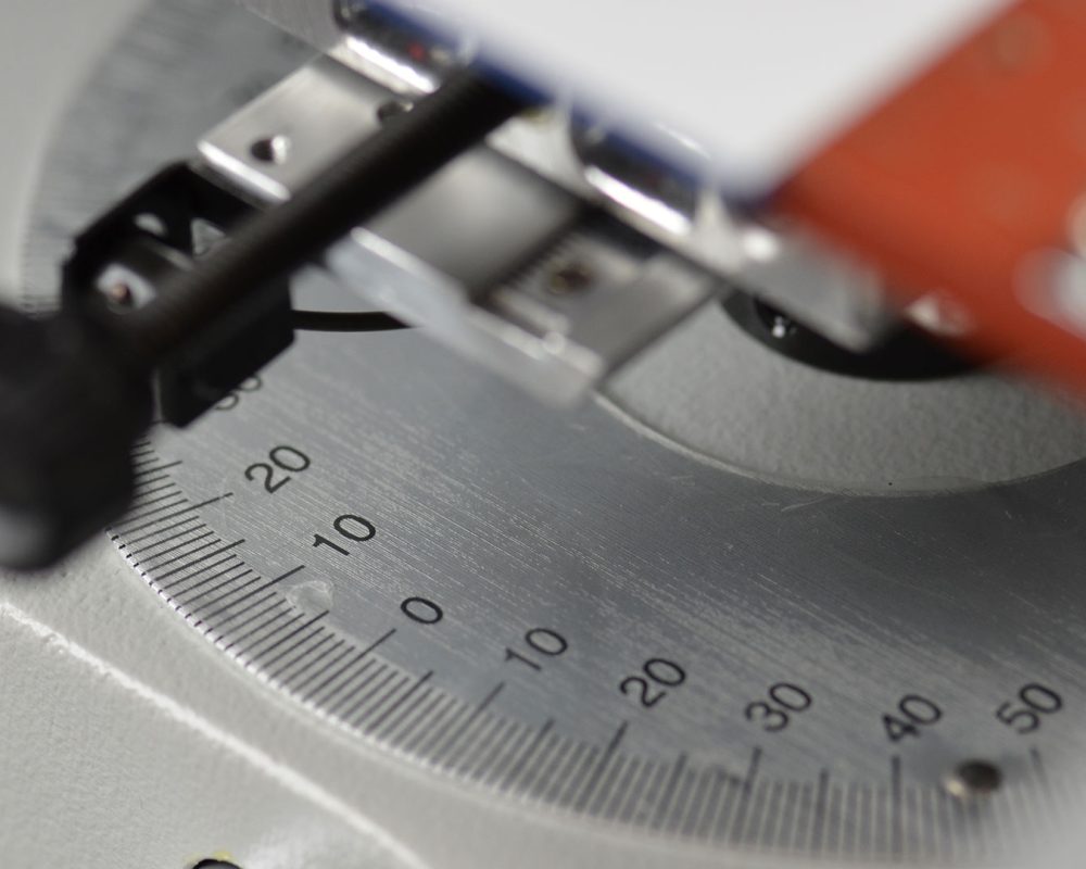 maquina-manual-im3-grabado-metal.img