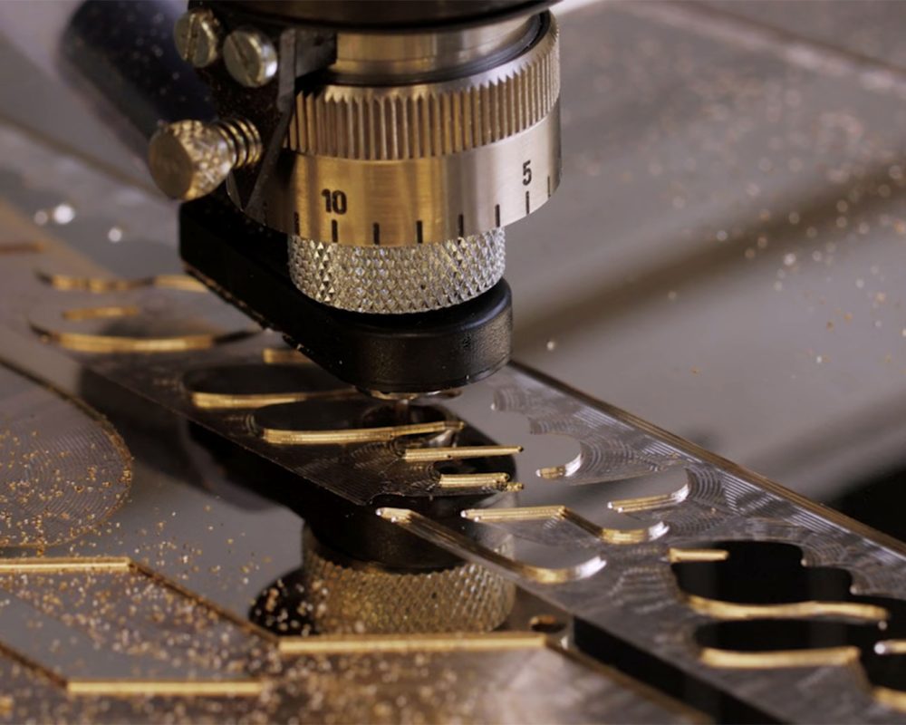 maquina-mecanica-isx000-grabado-letras.img