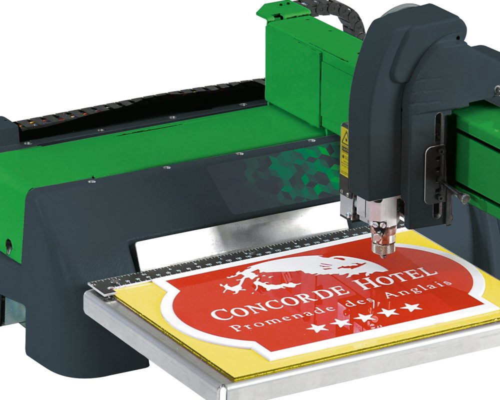 maquina-mecanica-m40-grabado-rotulo-hotel.img