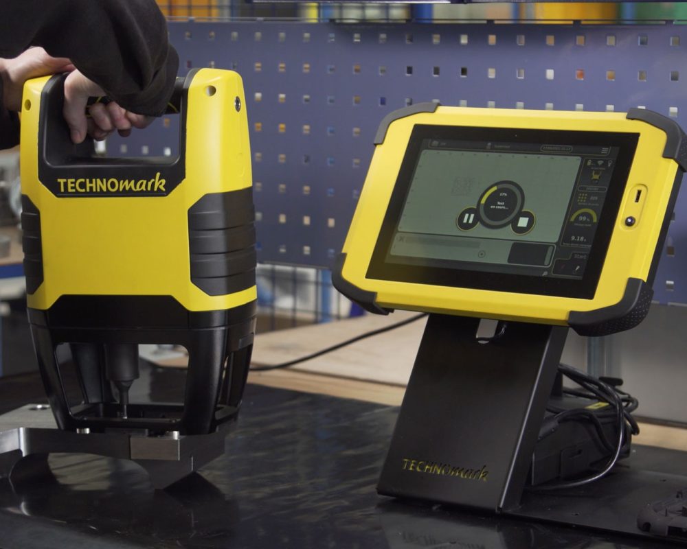 maquina-micropercusion-easy120-pantalla-control.img