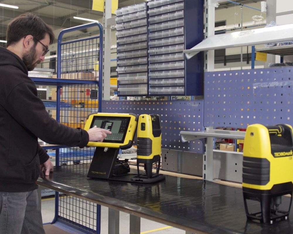 maquina-micropercusion-easy60-soporte.img