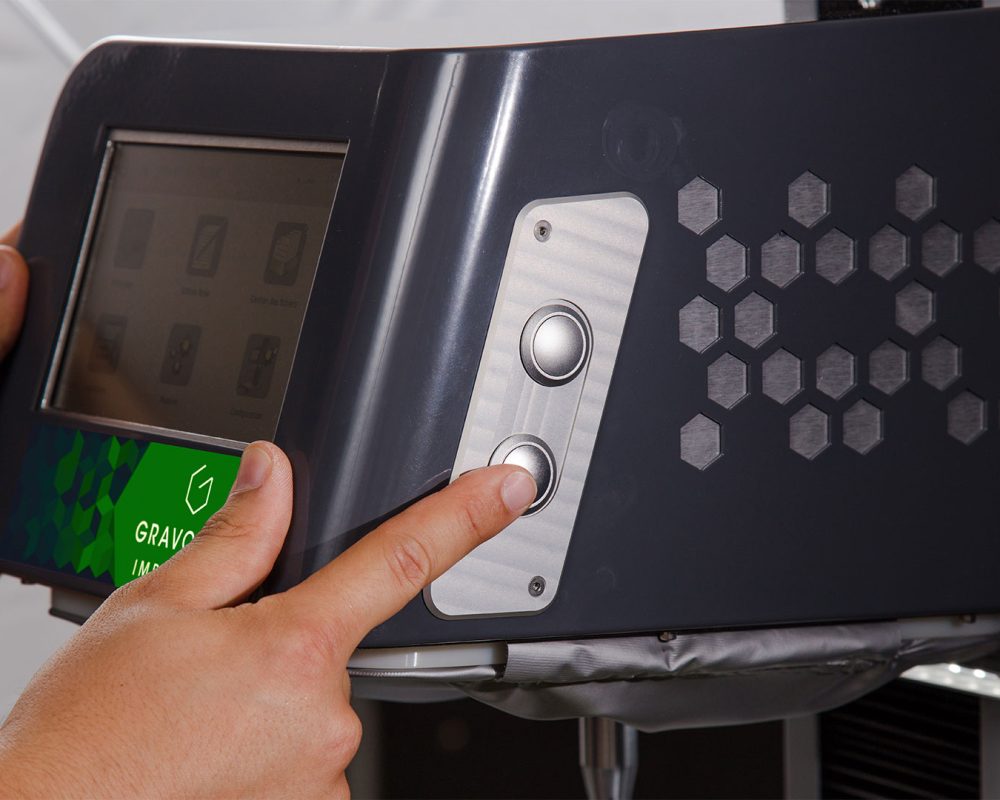 maquina-micropercusión-impact-botones-control.img