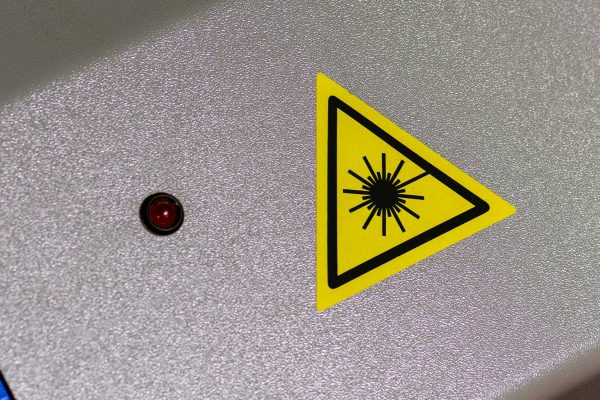 material-grabado-flexilase-etiqueta-mask.img