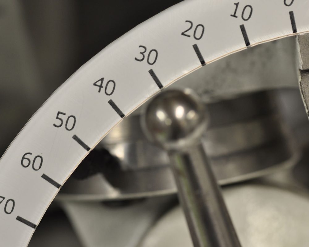 material-grabado-gravoglas-2-plex-inverso-graduacion-medidas.img