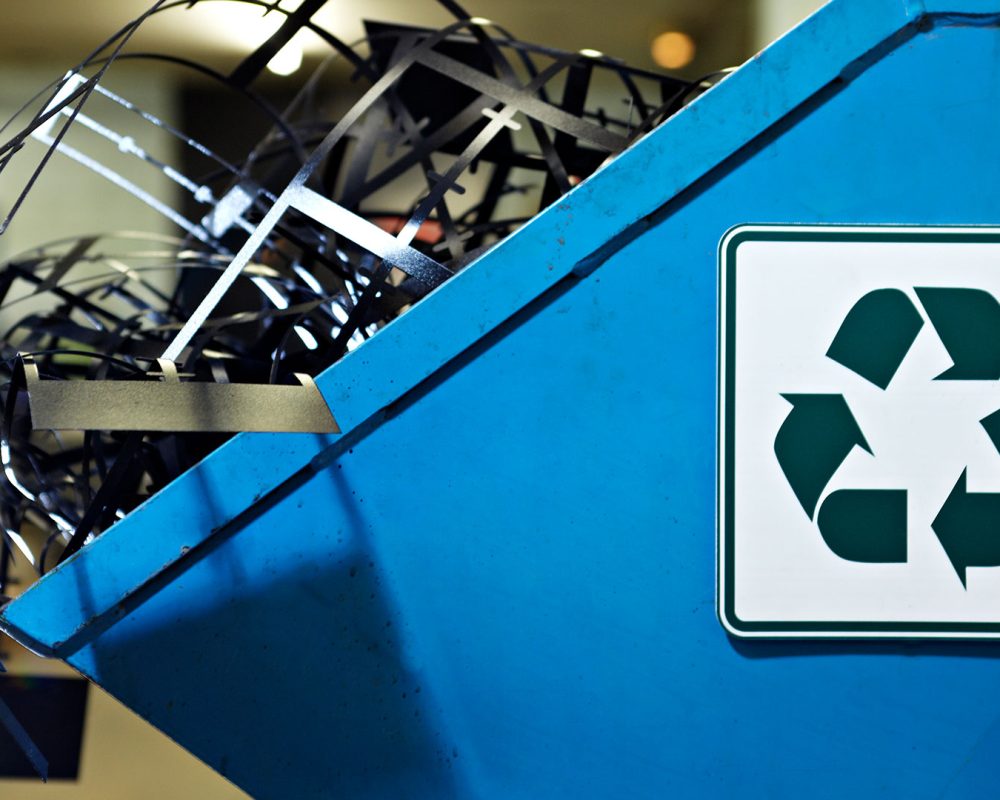 material-grabado-gravoply-1-rotulo-contenedor-reciclaje.img