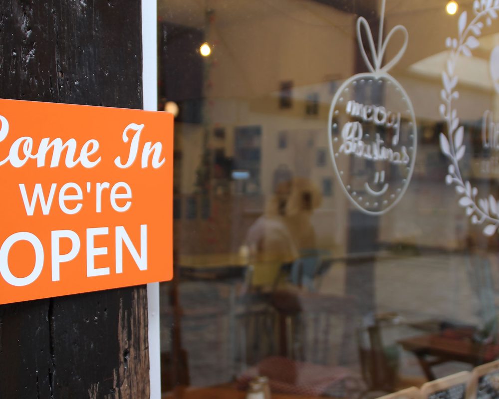 material-grabado-gravoply-laser-senalizacion-abierto-plastico