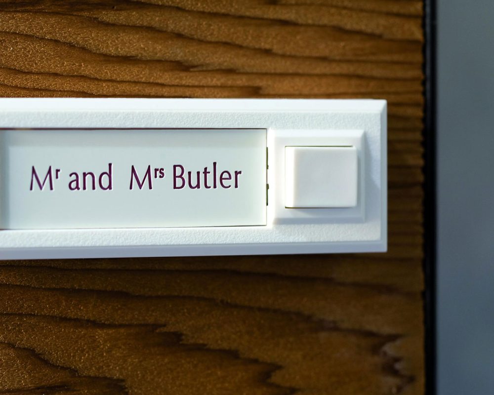 material-grabado-gravoply-ultra-etiqueta-puerta-plastico.img