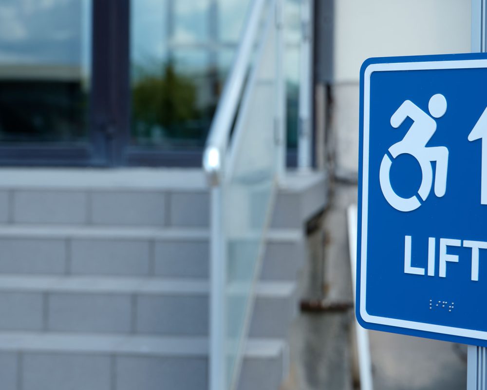 material-grabado-gravotac-exterior-senalizacion-plastico.img