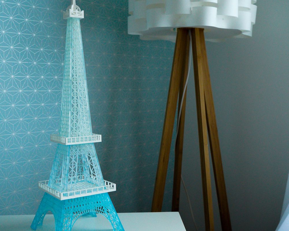 material-grabado-metacrilato-maqueta-torre-eiffel-plastico.img