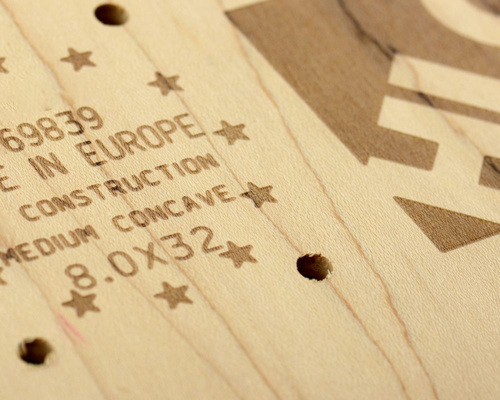 material-madera-grabado-caja.img