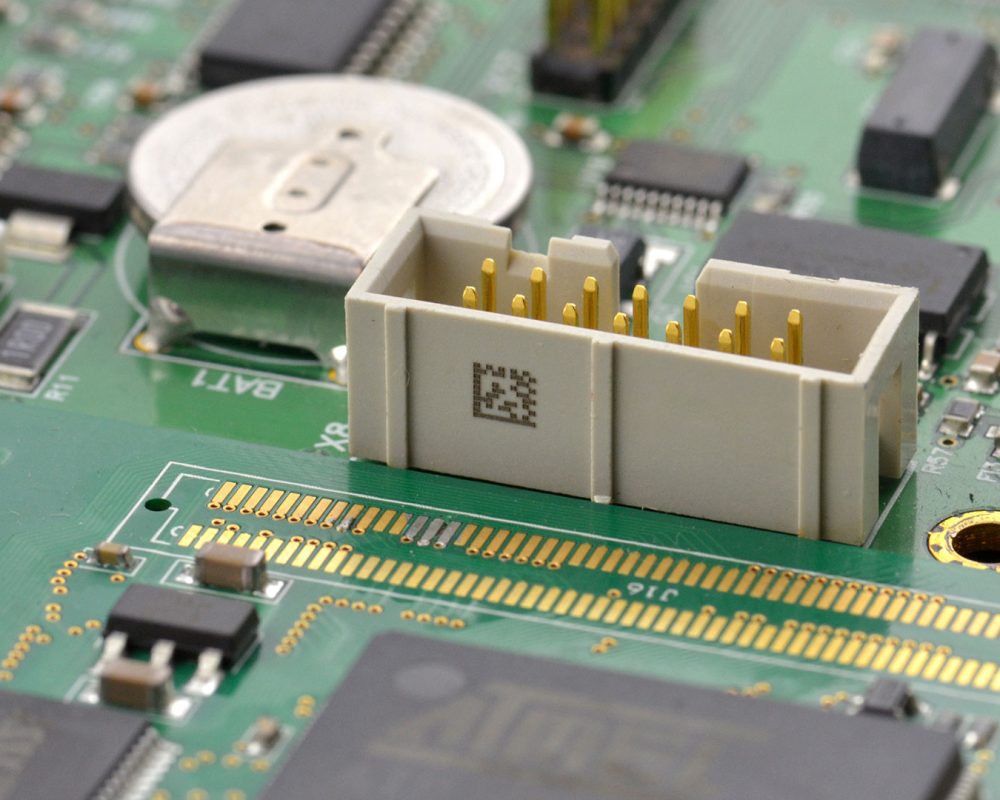 material-plastico-grabado-componentes-electronicos.img