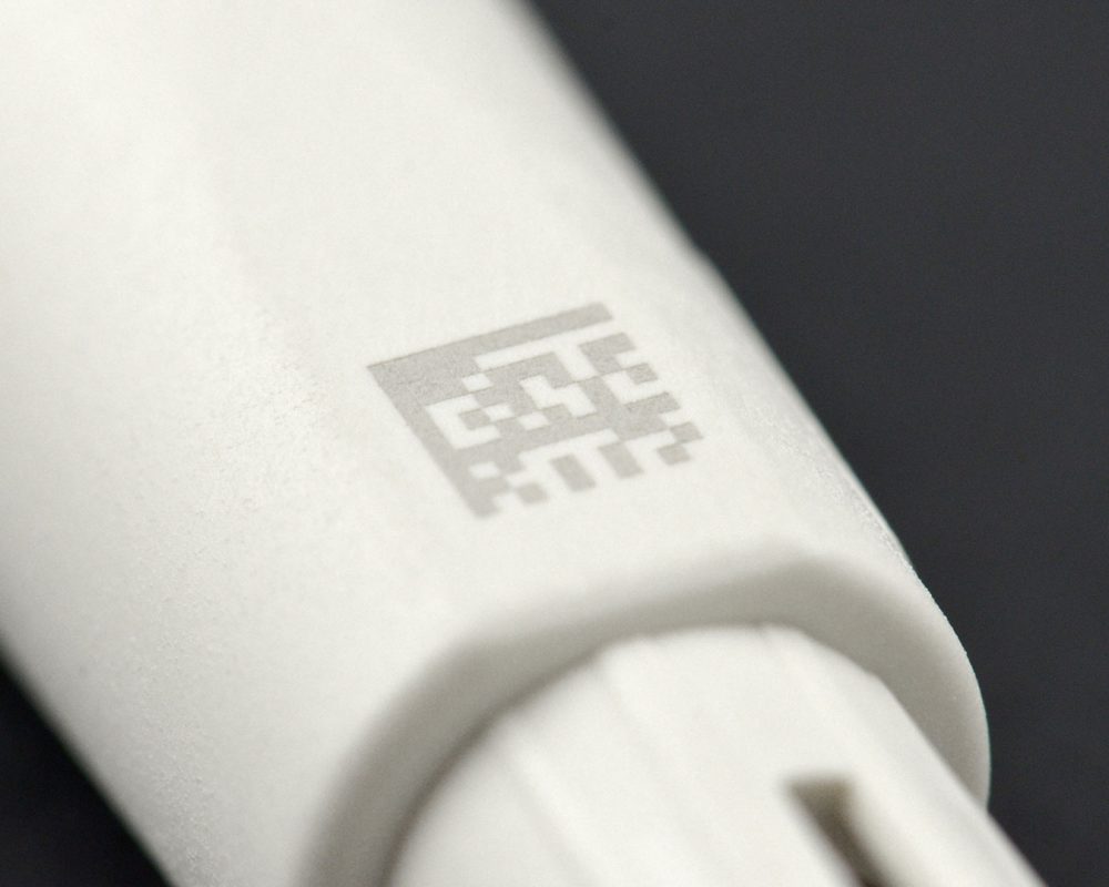 material-plastico-grabado-datamatrix-3.img