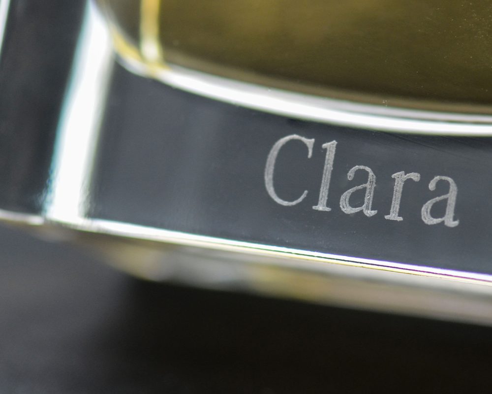 material-vidrio-cristal-grabado-perfume-2.img