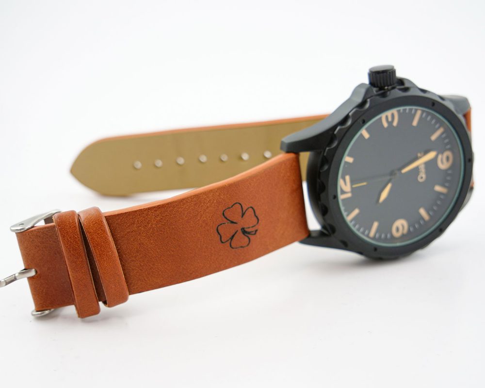 sector-creatividad-artesania-manualidades-diy-grabado-reloj.img