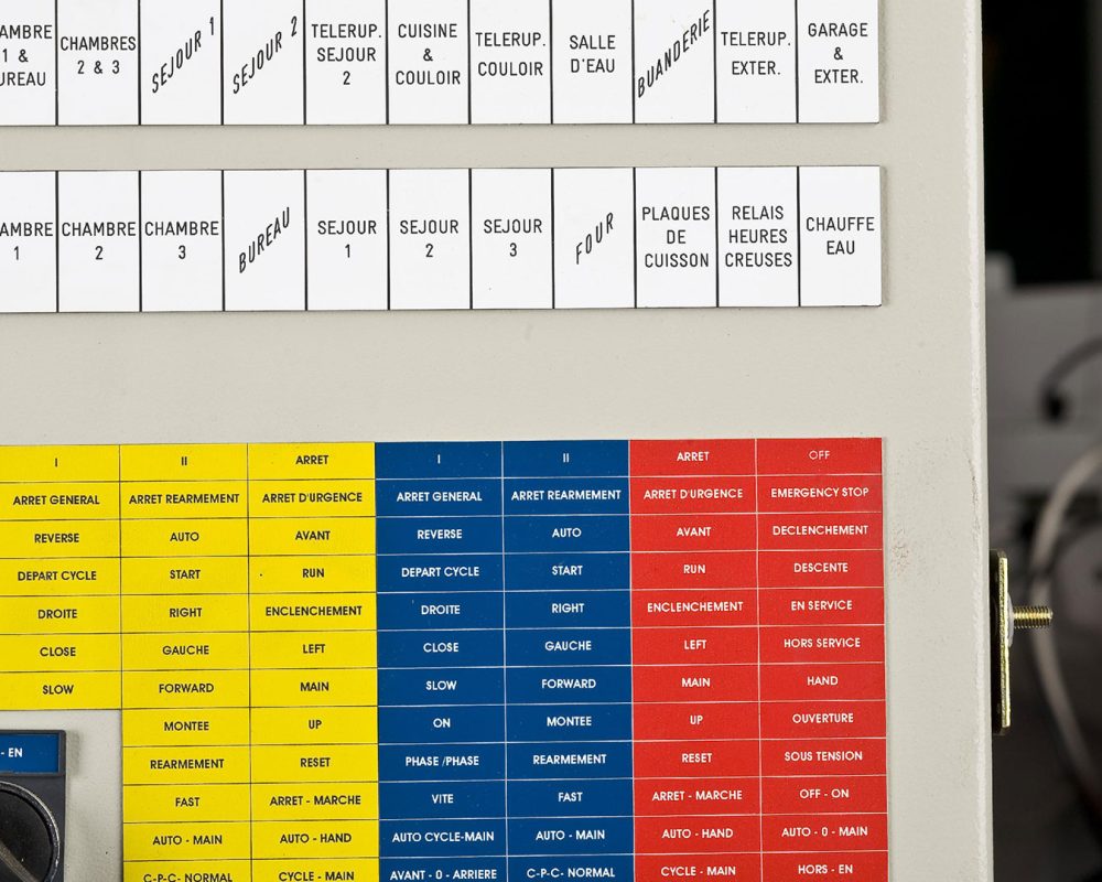 sector-etiquetas-identificacion-senalizacion-industrial-etiquetas.img
