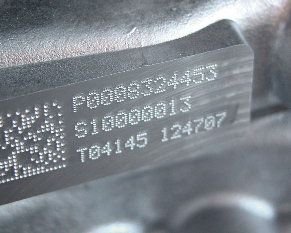 sector-identificacion-industria-automocion-grabado-bloque-cilindrico.img