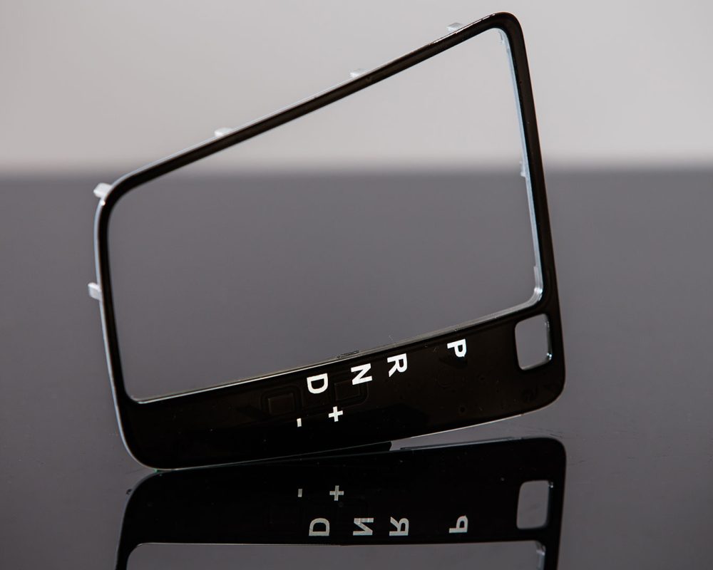 sector-identificacion-industria-automocion-grabado-palanca-cambios.img