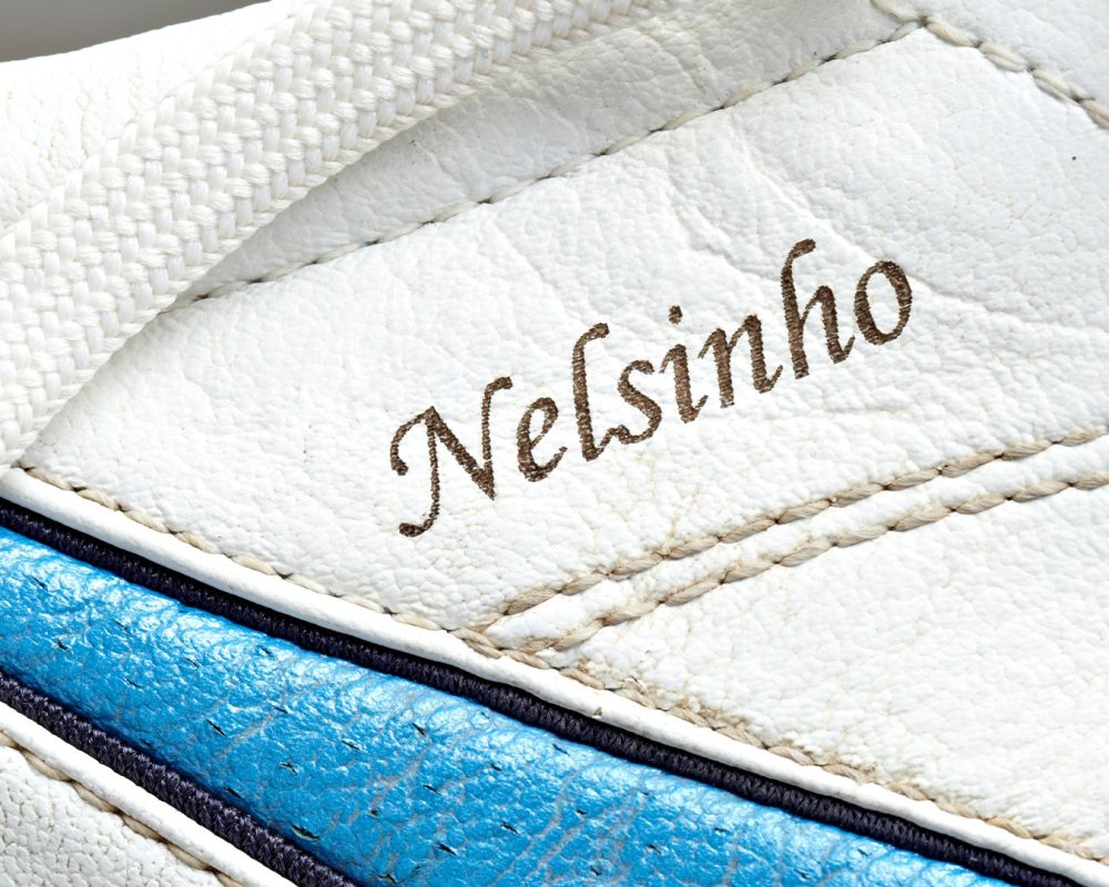 sector-personalizacion-articulos-deportios-grabado-zapatilla-deportiva.img