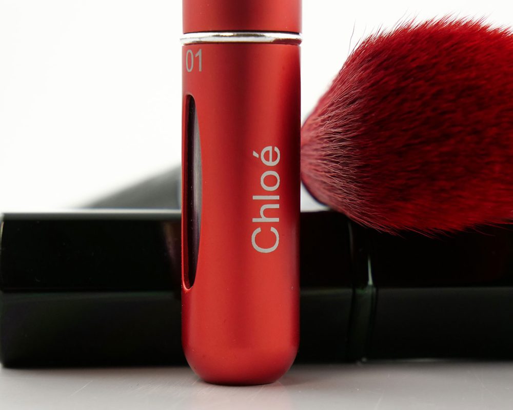 sector-personalizacion-cosmeticos-perfumes-grabado-colonia.img