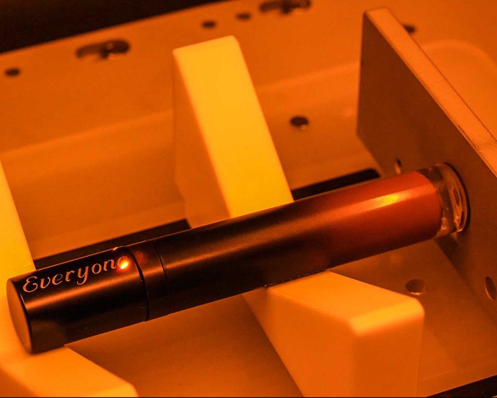 sector-personalizacion-cosmeticos-perfumes-grabado-laser.img