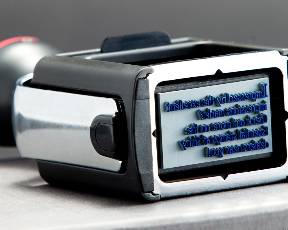 sector-personalizacion-fabricacion-sellos-caucho-grabado-sello-3.img