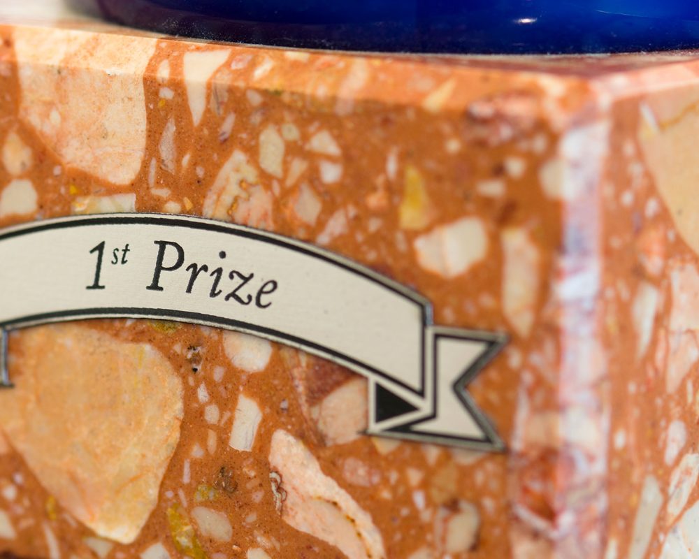 sector-personalizacion-trofeos-placas-homenaje-etiqueta.img