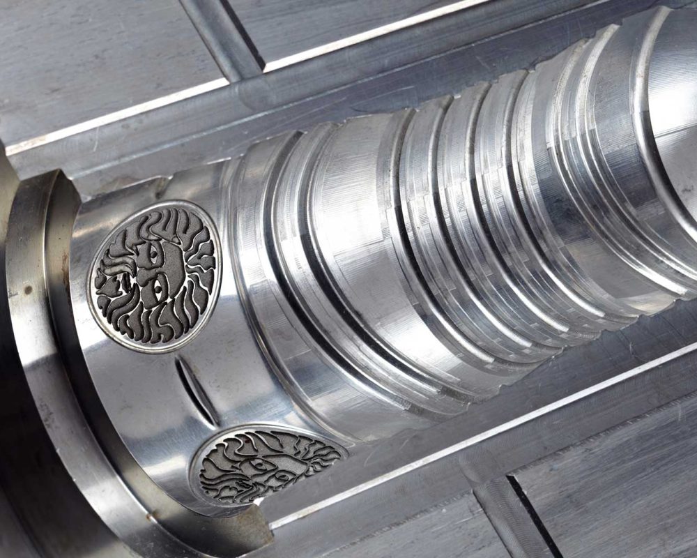 software-type-edit-metal-4.img